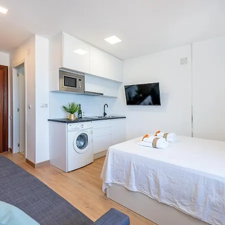 Apartmán Estudio Naciones 3 *